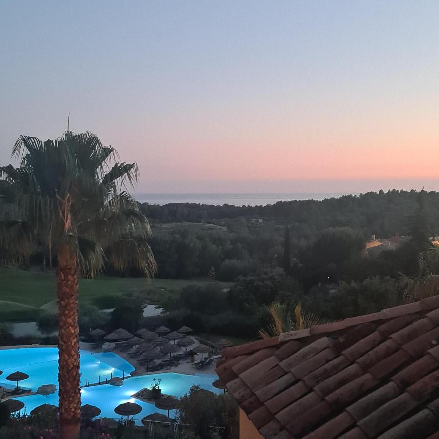 Superbe Villa-Domaine Avec Golf Piscine Et Tennis Сен-Сір-сюр-Мер Екстер'єр фото