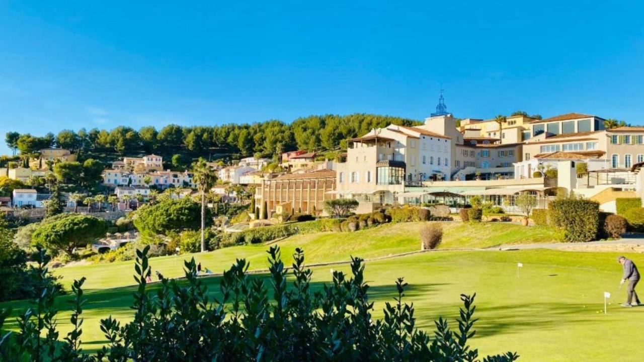 Superbe Villa-Domaine Avec Golf Piscine Et Tennis Сен-Сір-сюр-Мер Екстер'єр фото