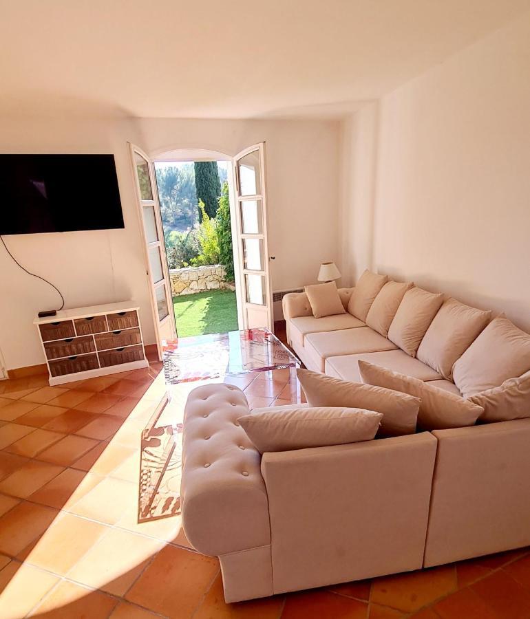 Superbe Villa-Domaine Avec Golf Piscine Et Tennis Сен-Сір-сюр-Мер Екстер'єр фото